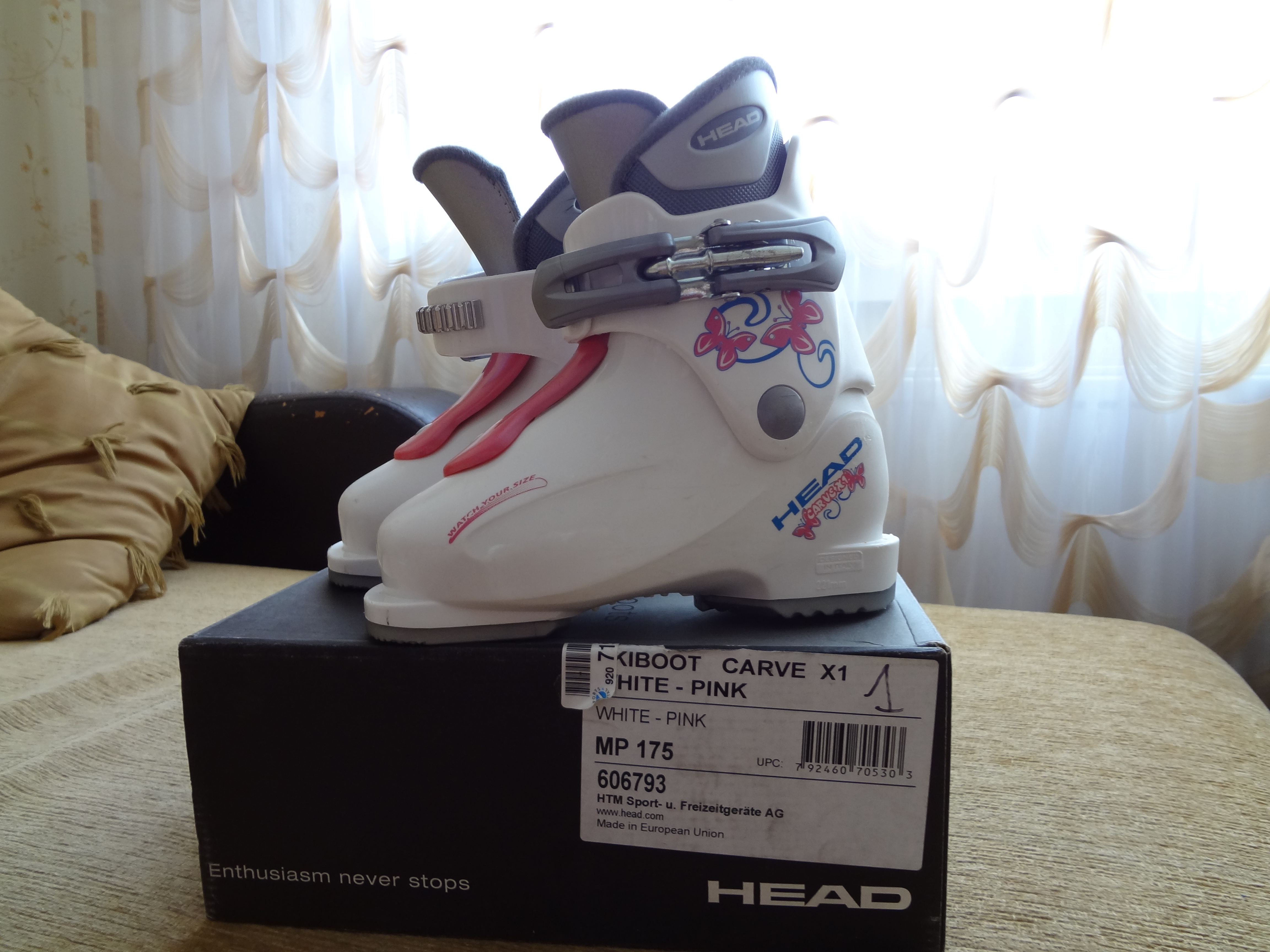 SkiBoots.JPG
