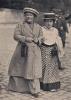 220px_Zetkin_luxemburg1910.jpg